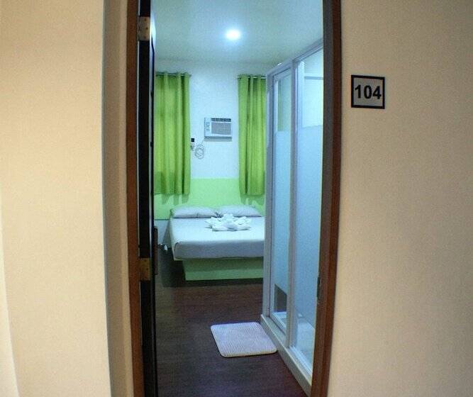 בית מלון כפרי Sulit Budget