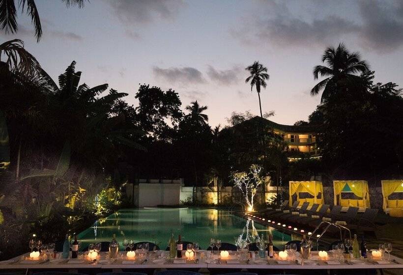 בית מלון כפרי The Park Baga River Goa