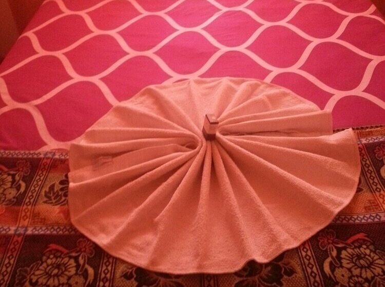 Отель The Royale Lodge