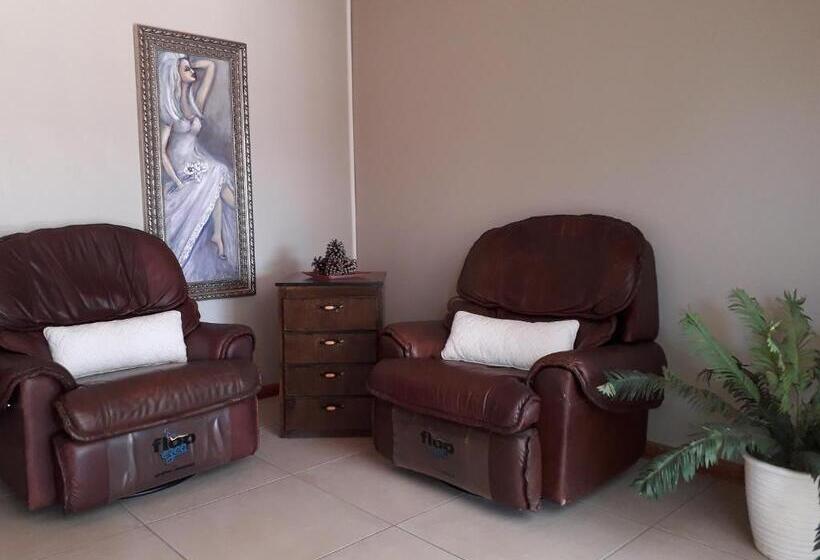 ホテル Tuscany Vryburg