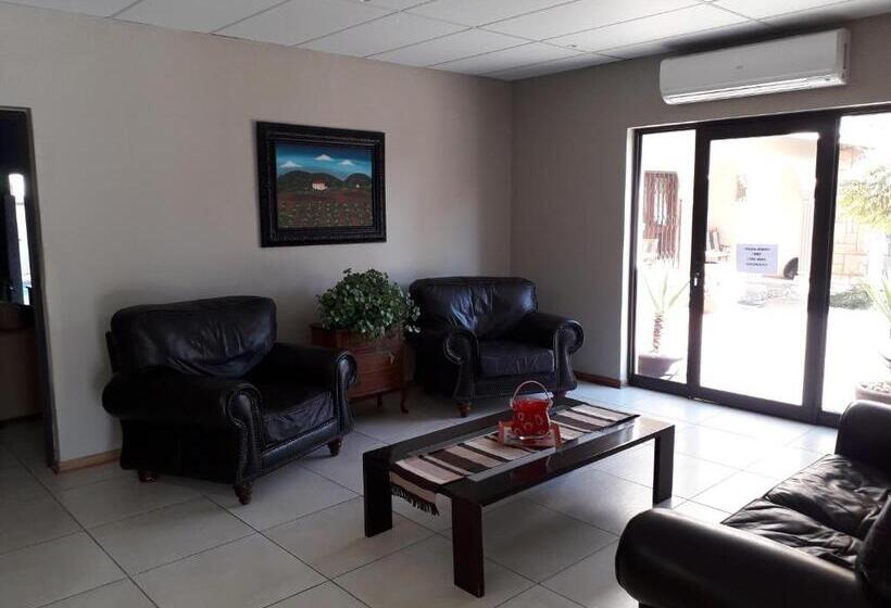 ホテル Tuscany Vryburg