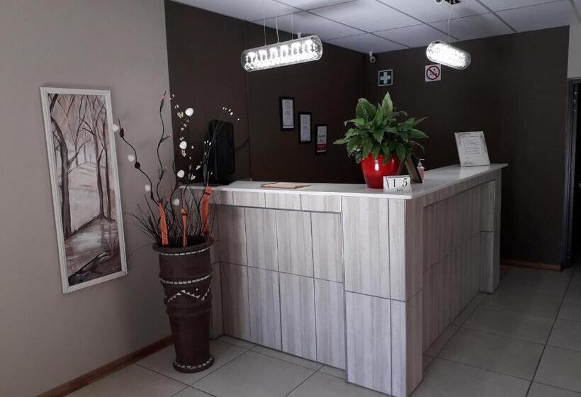 ホテル Tuscany Vryburg