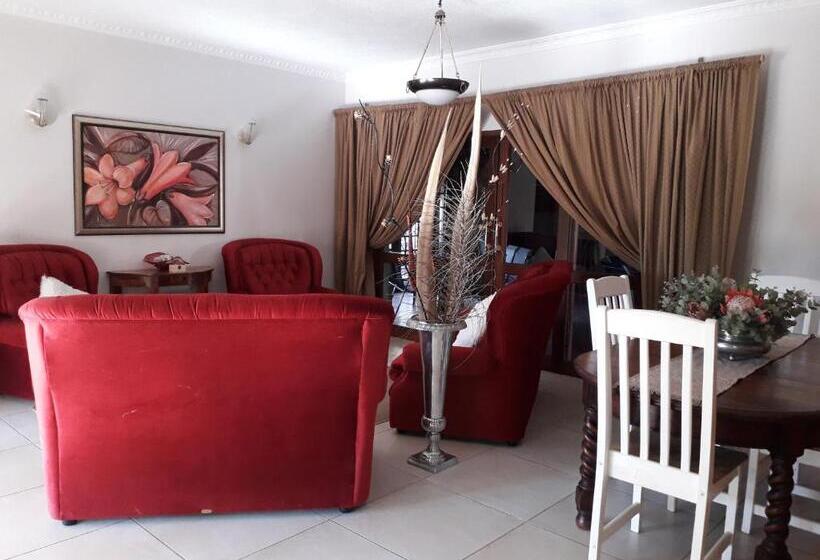 ホテル Tuscany Vryburg