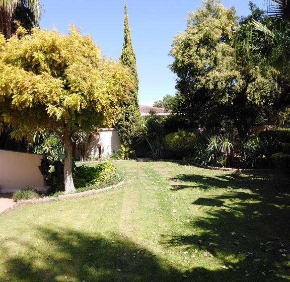 ホテル Tuscany Vryburg