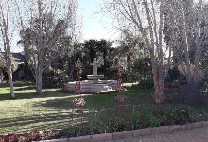 ホテル Tuscany Vryburg