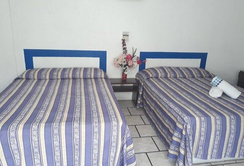 فندق Y Bungalows Los Arcos