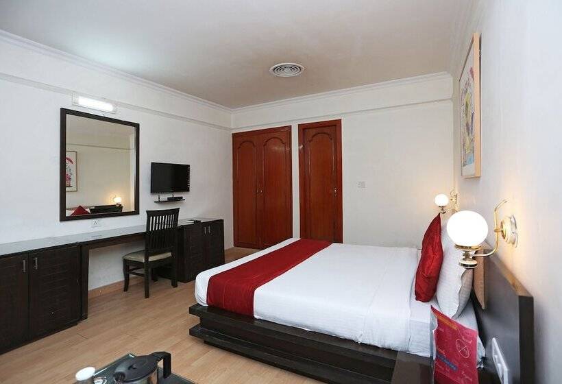 酒店 York By Oyo Rooms