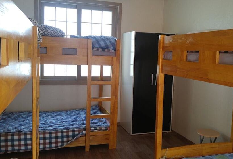 Masan Guest House Rhizome Hostel