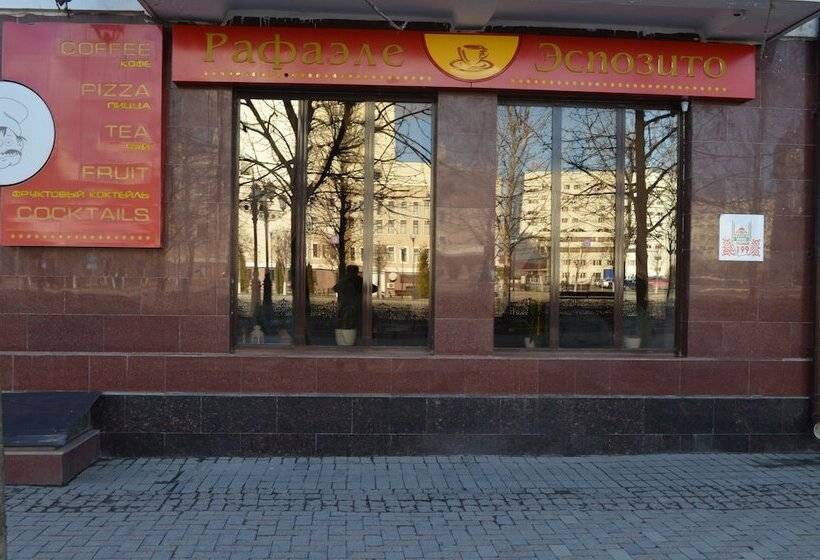 Mini Hotel Uyut On Prospekt Putina 8