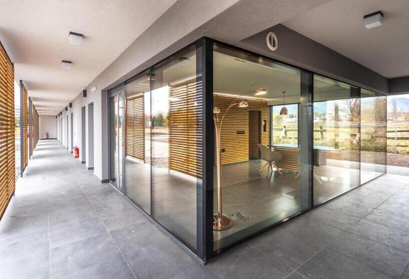 مُتل Tatraline Jasna