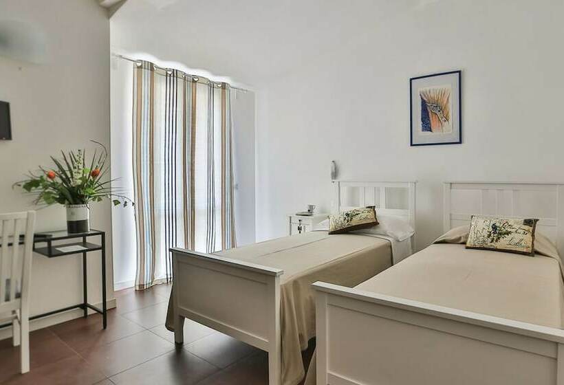 پانسیون Affittacamere Le Giare