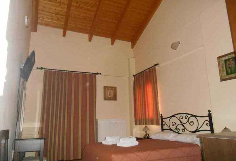 פנסיון Amadriades