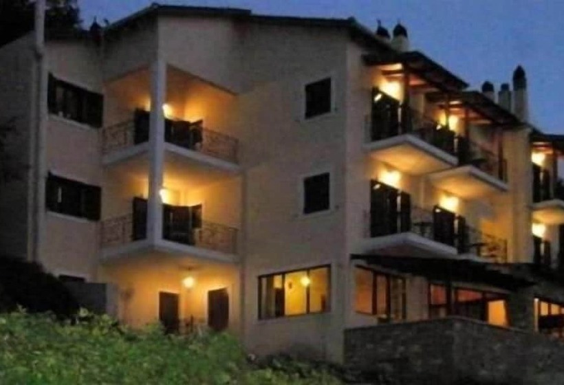 פנסיון Amadriades