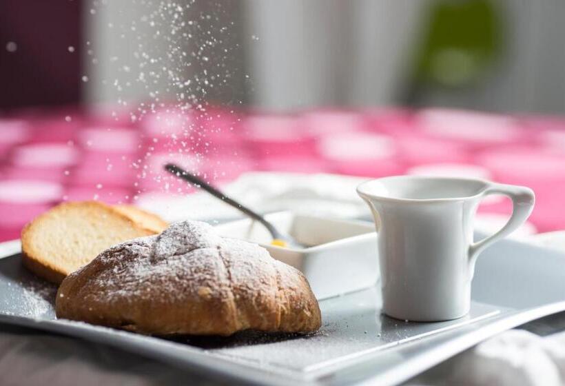 פנסיון Anna Guest House