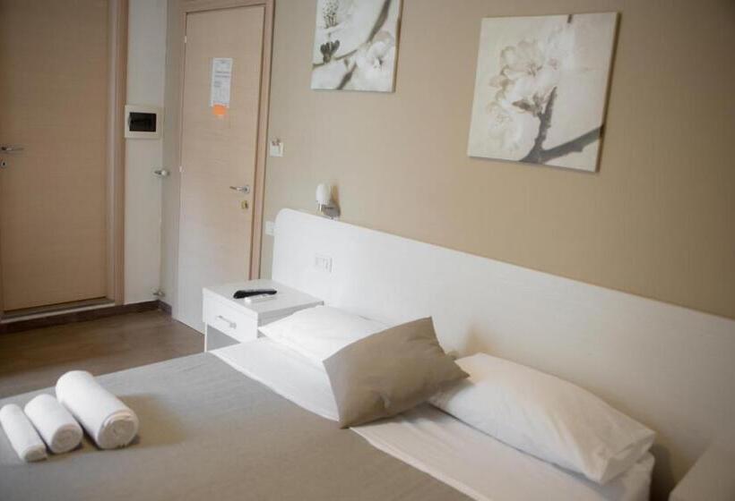 פנסיון Anna Guest House