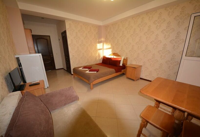 פנסיון Guest House Irina