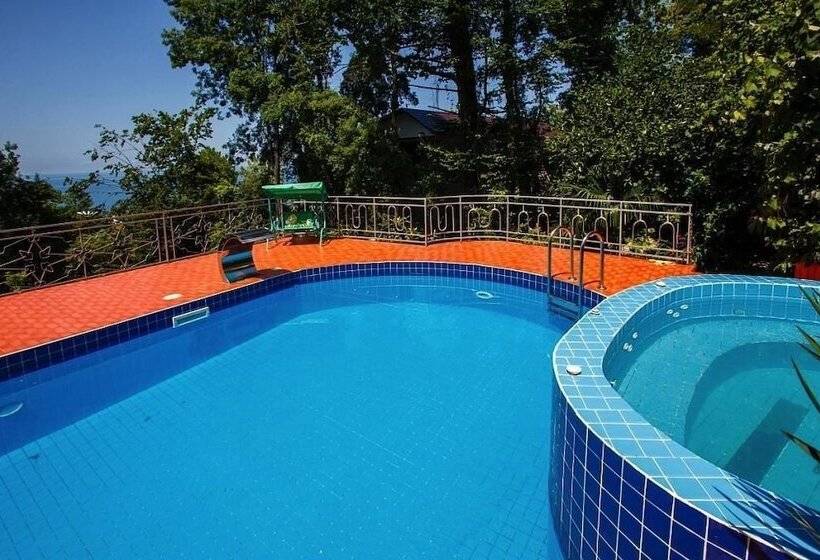 פנסיון Guest House Irina