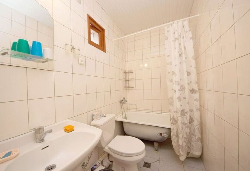 پانسیون Guest House On Chernomorskaya Ulitsa