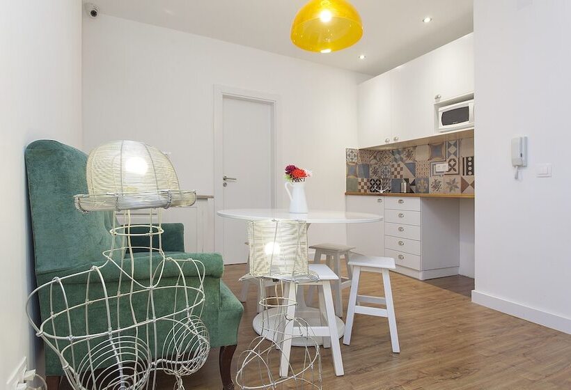 پانسیون Lisbon Old Town Guest House