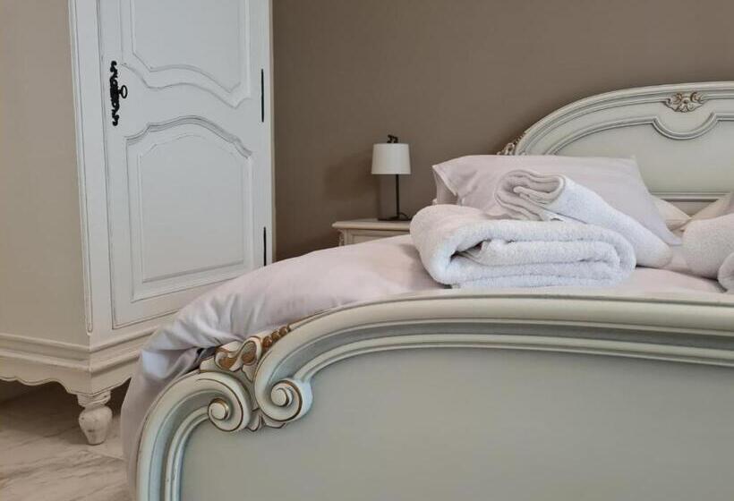 پانسیون Papastavrou Apartments