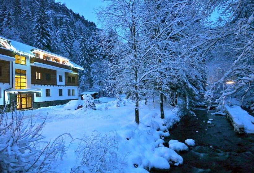 Пансион Riverside Jasna