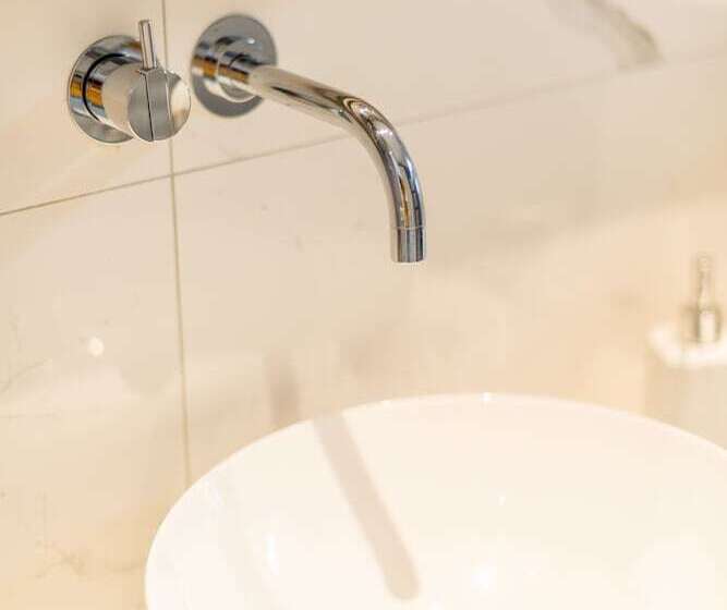 Iceland Sjf Villa, Hot Tub & Outdoor Sauna Amazing Mountains And City View Over Reykjavík