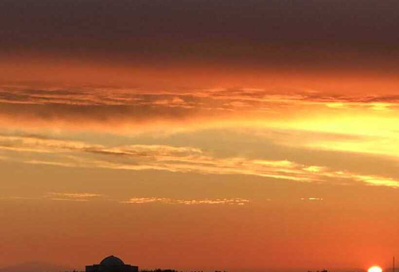 Iceland Sjf Villa, Hot Tub & Outdoor Sauna Amazing Mountains And City View Over Reykjavík