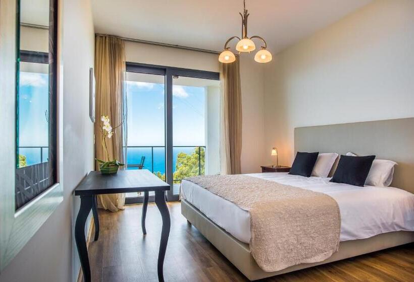 Villa Enjoy   By Lovelystay