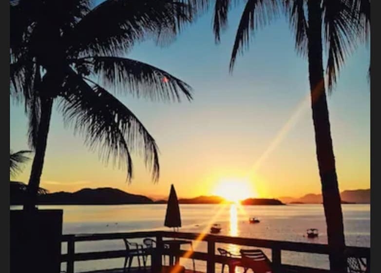 פונדק Pousada Das Flores