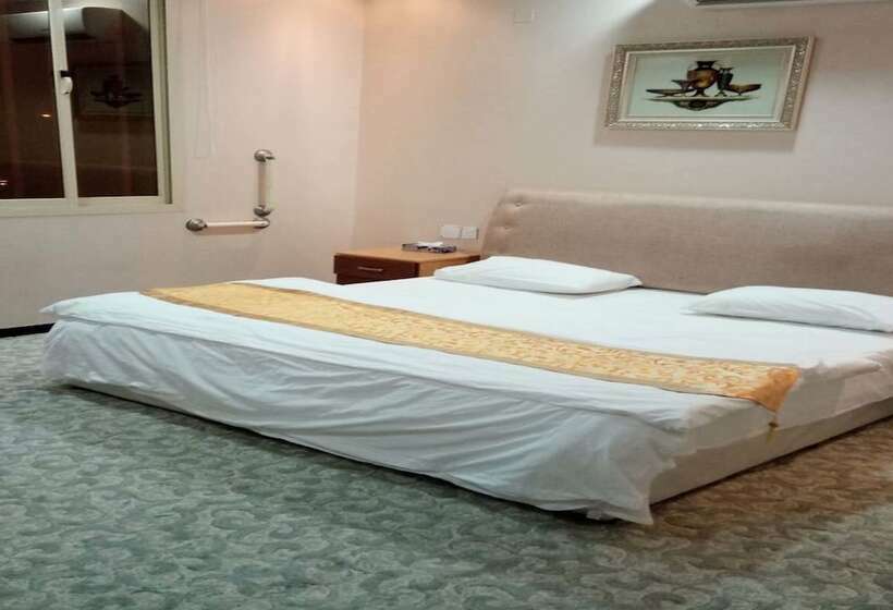 Отель Almasah Altaj Apart