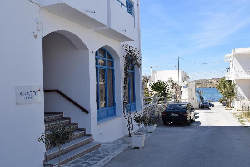 فندق Aratos