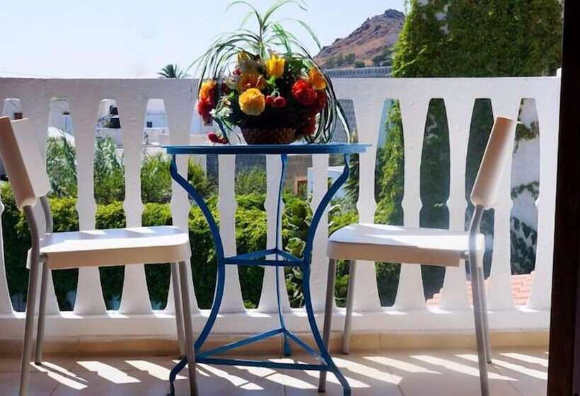 호텔 Captain S House