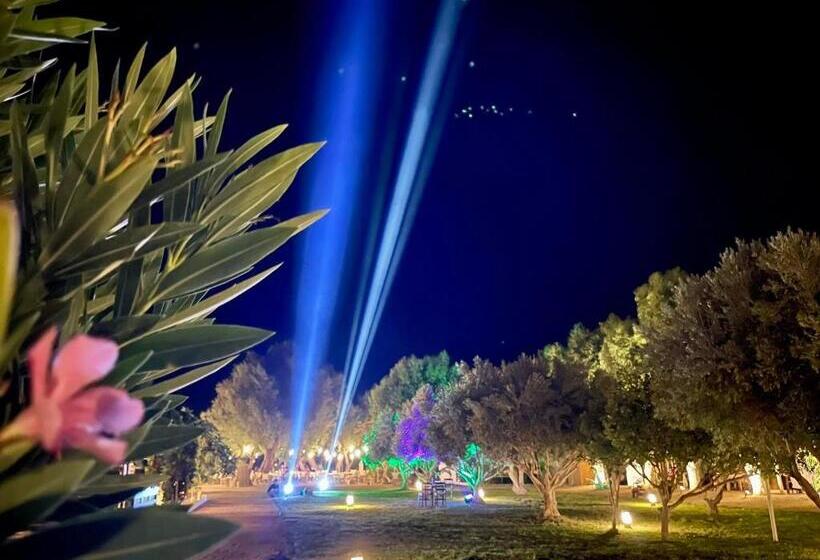 בית מלון כפרי Eco Beach And Magic Garden