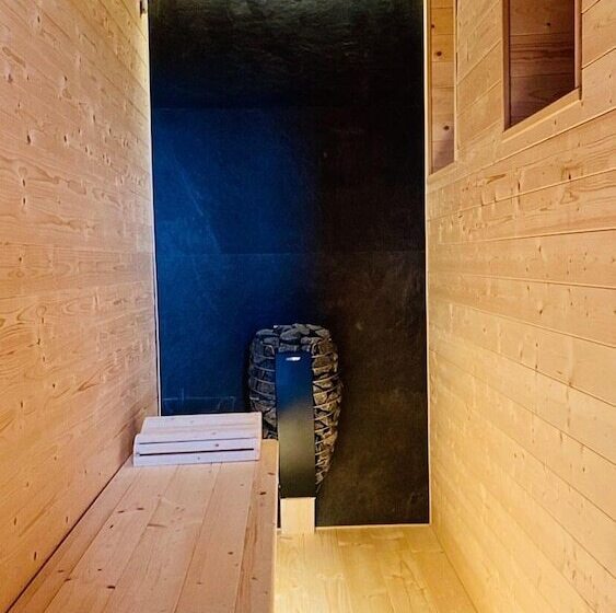 בית מלון כפרי Faro Capo Spartivento