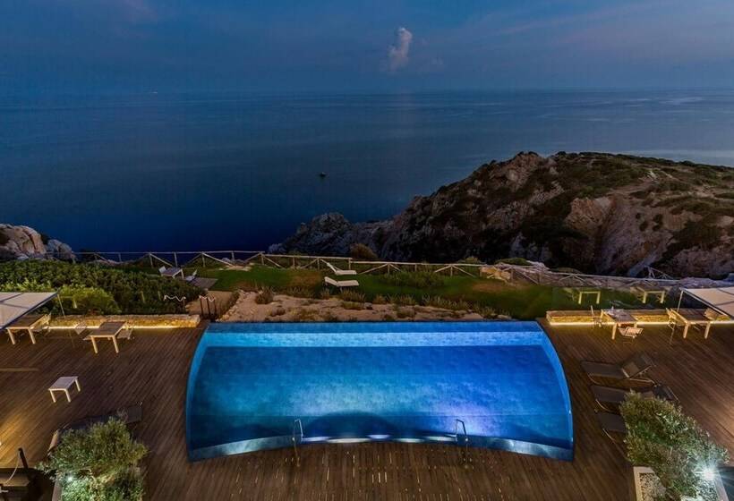 בית מלון כפרי Faro Capo Spartivento