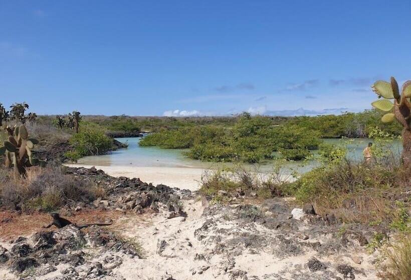 هتل Palo Santo Galapagos