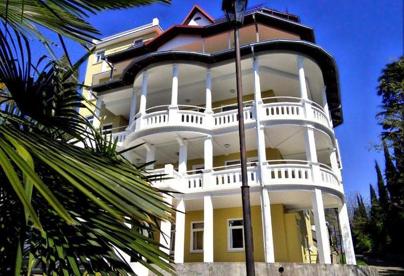 בית מלון כפרי Podmoskovye