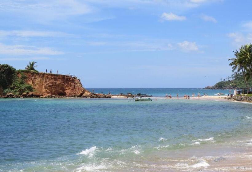 فندق Sailors Mirissa