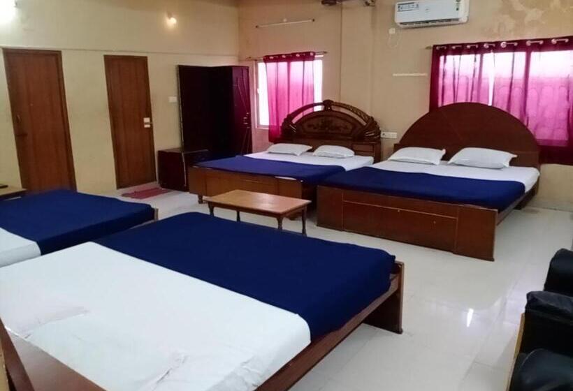 בית מלון כפרי Soorya International