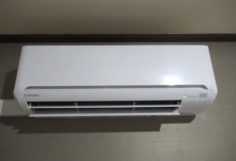 Отель Tomakomai Green Hills