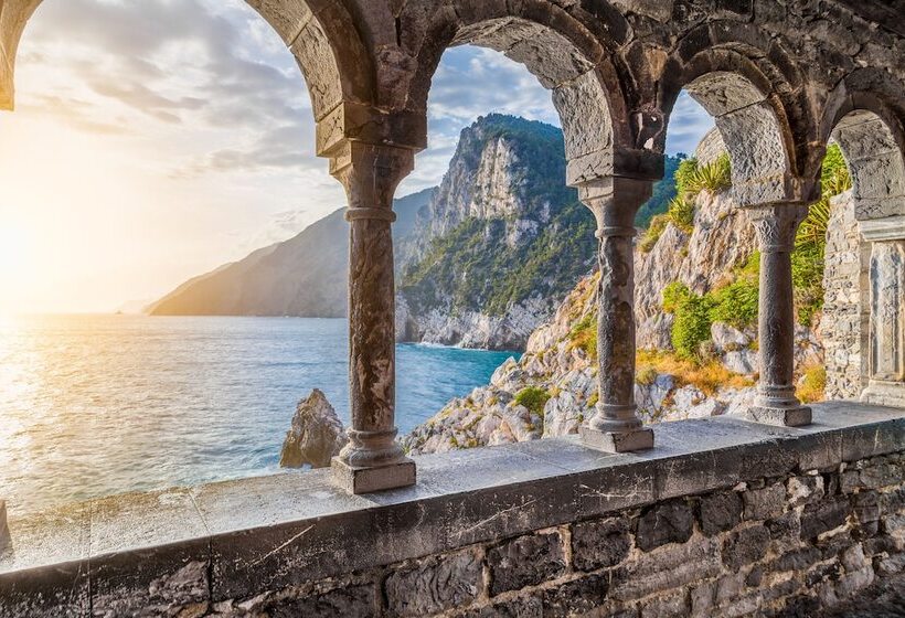 پانسیون La Spezia By The First  Luxury Rooms & Suites