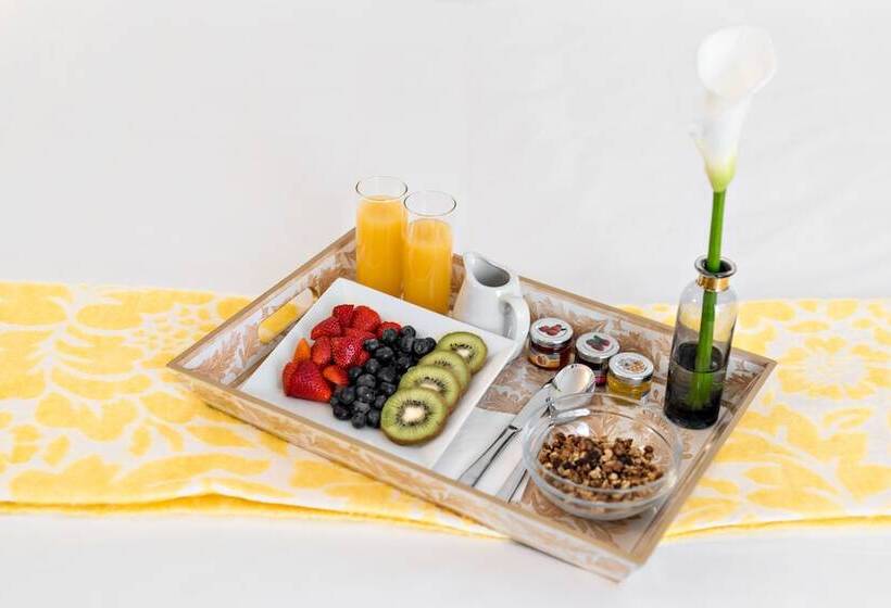 پانسیون La Spezia By The First  Luxury Rooms & Suites