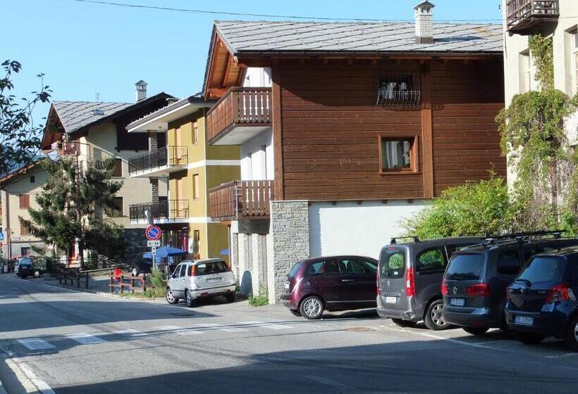 بنسيون Maison Gaudenzio