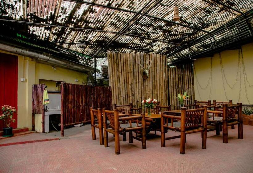 منتجع Niraamaya Retreats Aradura Kohima