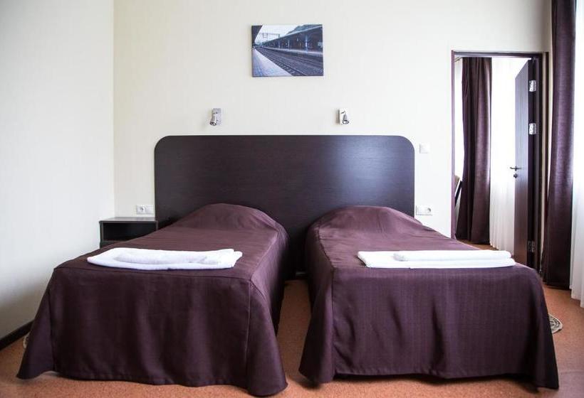 בית מלון כפרי Station Korolev