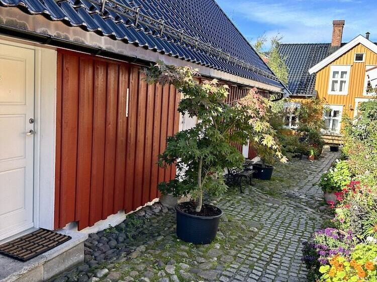 Toldgaarden Gjestegaard