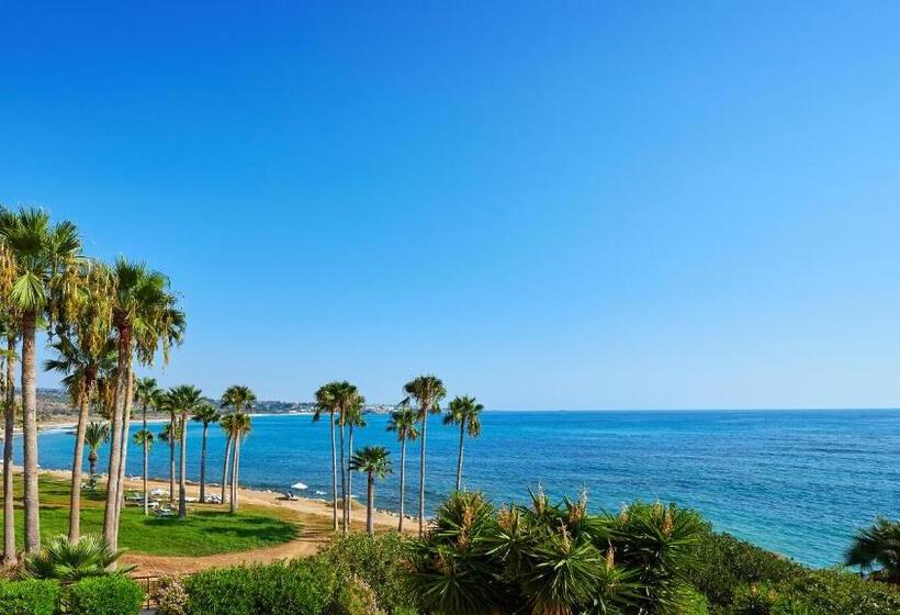 Villa Azura Sunrise By Ezoria Villas