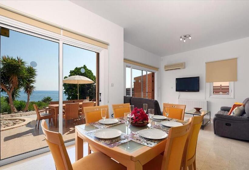 Villa Azura Sunrise By Ezoria Villas