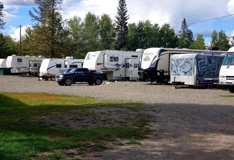100 Mile Motel & Rv Park
