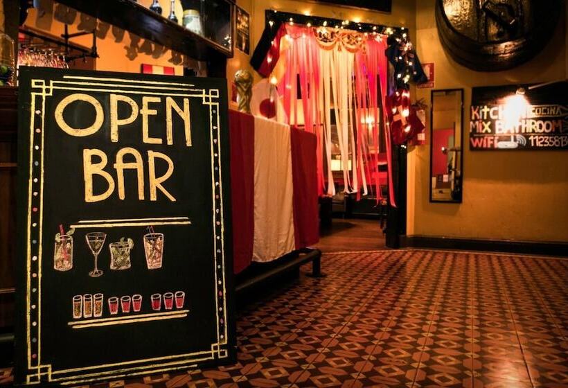 فندق صغير Flying Dog Lima B&b